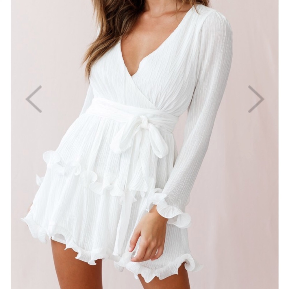 Selfie Leslie white dress